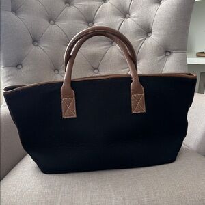 Wool blend/ leather tote 11" H x 21" W